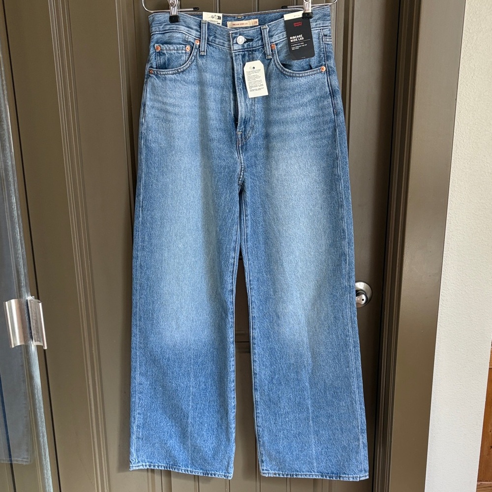 Levi's Ribcage Wide Leg Jeans Size 28 x 30L